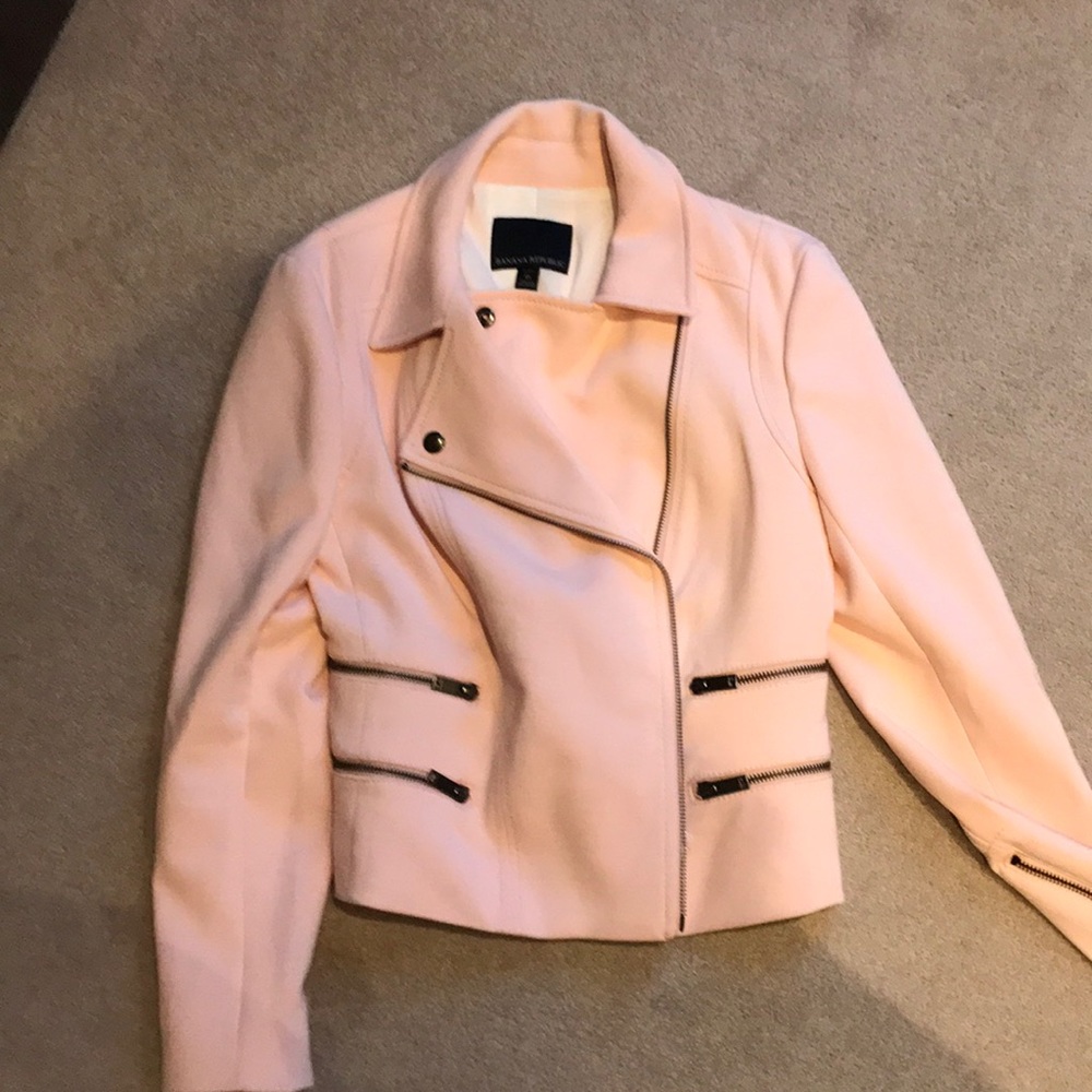 Banana Republic Light Pink Blazer size 6 petite